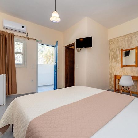 Onar Rooms & Studios Περίσσα Εξωτερικό φωτογραφία