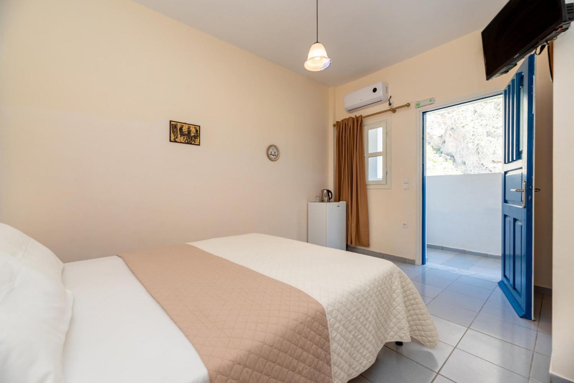 Onar Rooms & Studios Περίσσα Εξωτερικό φωτογραφία