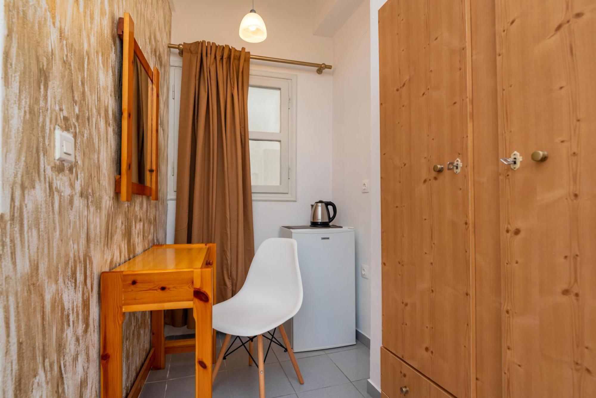 Onar Rooms & Studios Περίσσα Εξωτερικό φωτογραφία