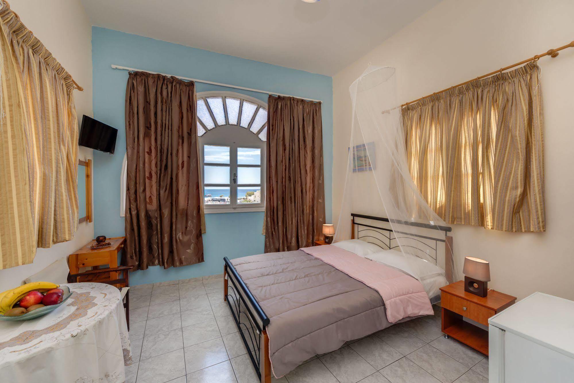 Onar Rooms & Studios Περίσσα Εξωτερικό φωτογραφία