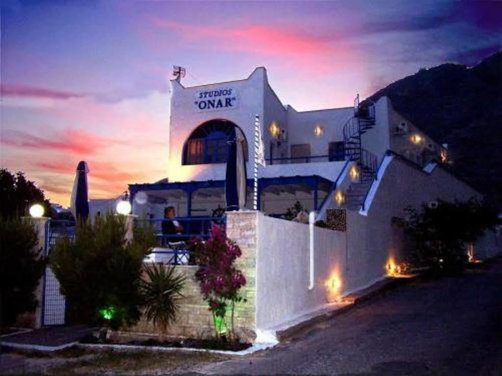 Onar Rooms & Studios Περίσσα Εξωτερικό φωτογραφία