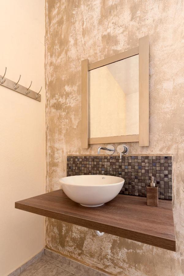 Onar Rooms & Studios Περίσσα Εξωτερικό φωτογραφία